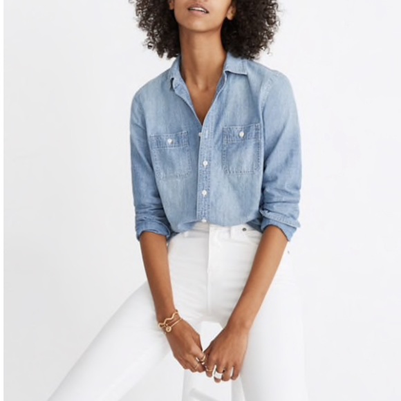 Madewell Tops - Madewell chambray classic ex boyfriend shirt